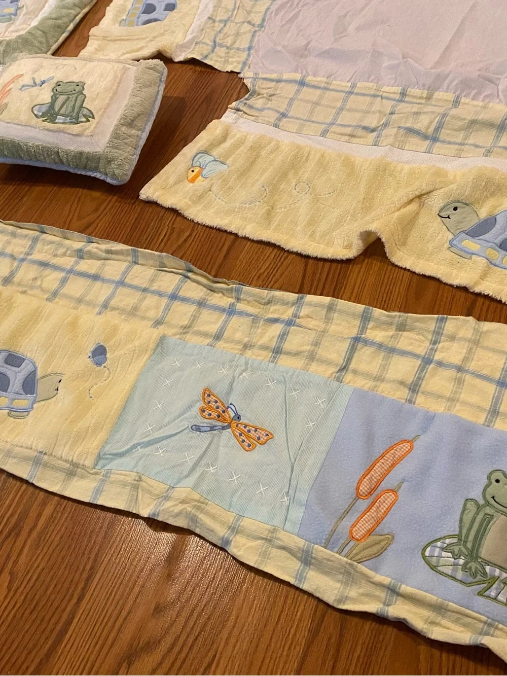 Huge Frog / Turtle Crib Set & Room Decor